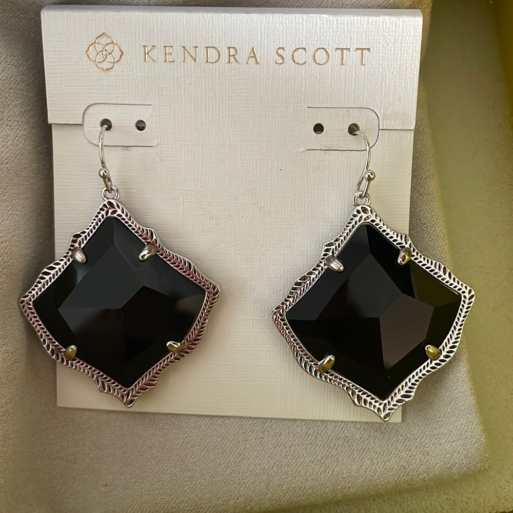 Kendra Scott Kirsten earrings